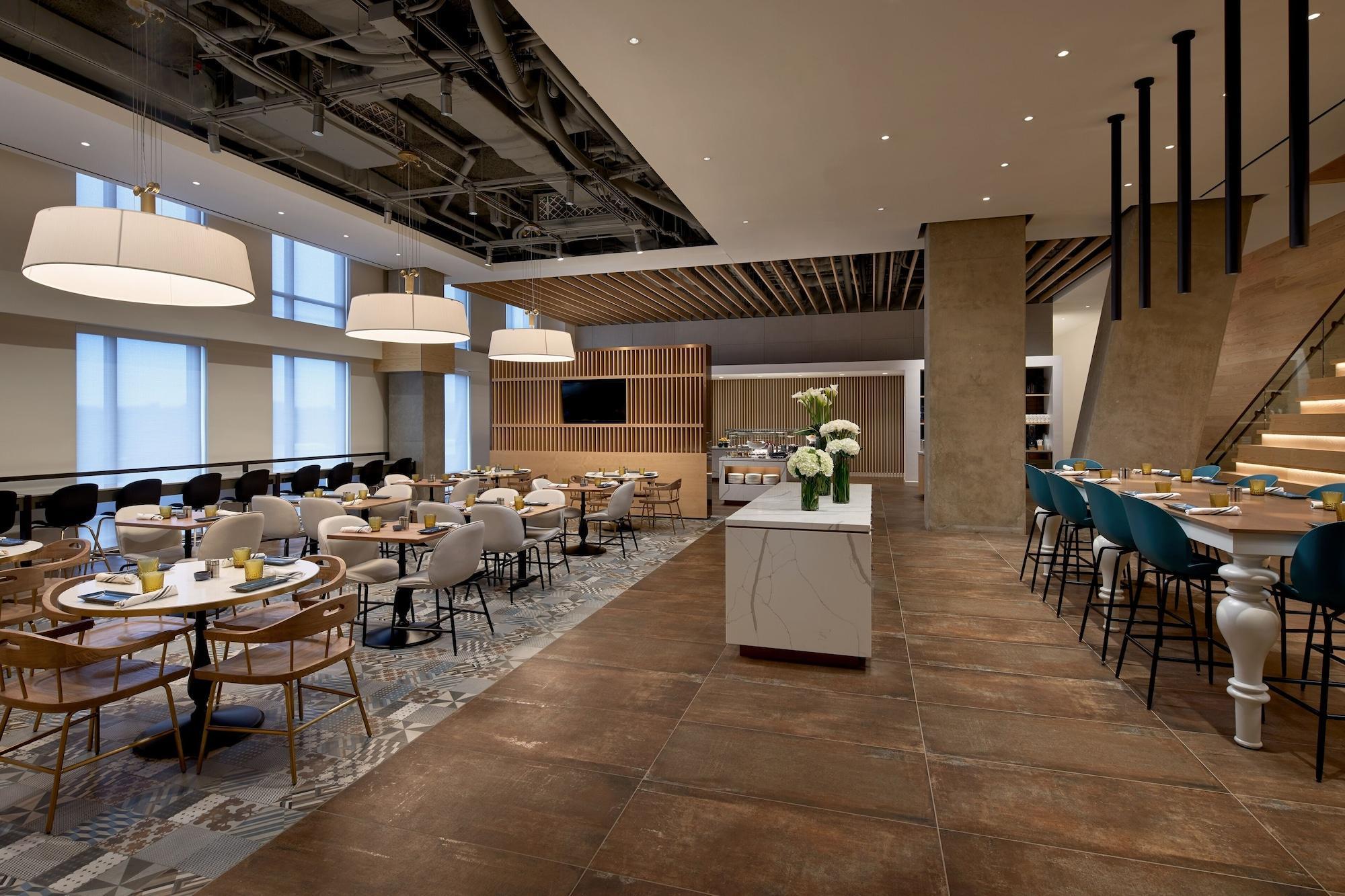 The Watermark Hotel Tysons Corner Exterior photo